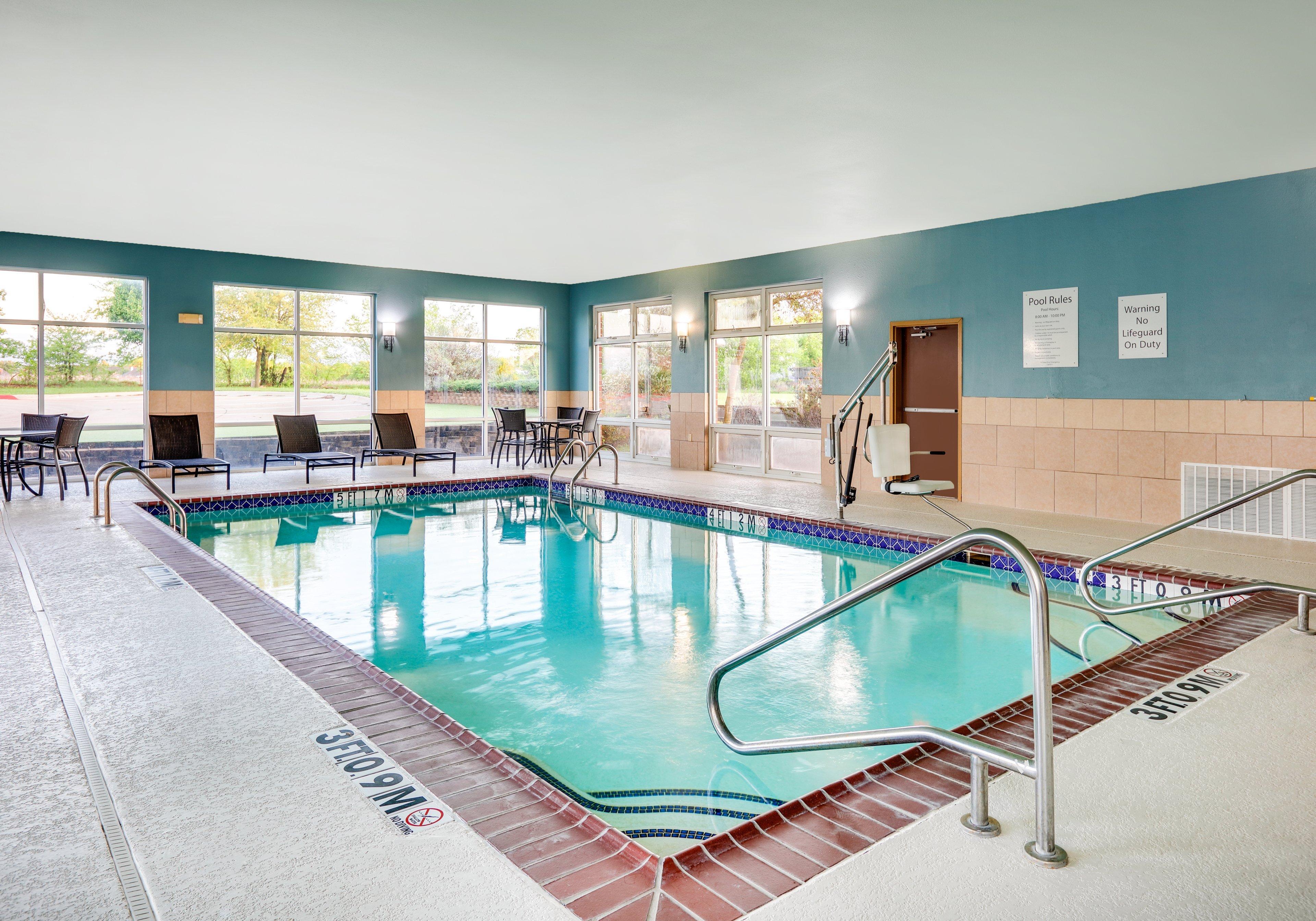 Holiday Inn Express Hotel & Suites Cleburne By Ihg Exteriör bild