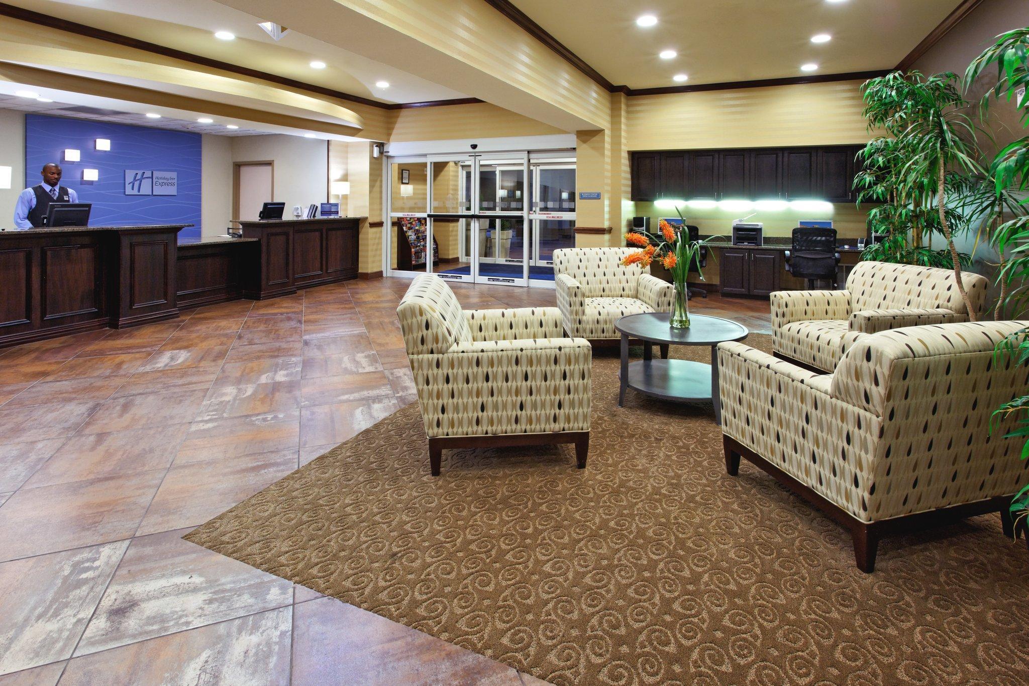 Holiday Inn Express Hotel & Suites Cleburne By Ihg Exteriör bild