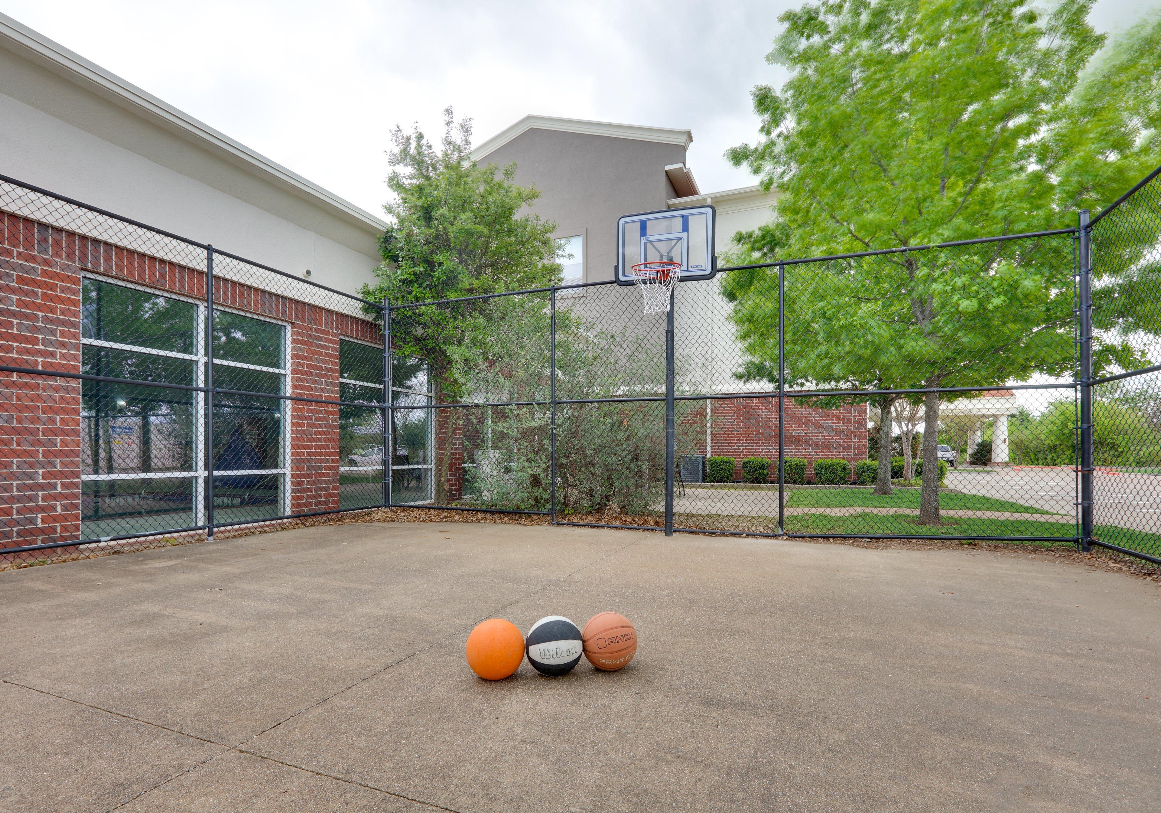 Holiday Inn Express Hotel & Suites Cleburne By Ihg Exteriör bild